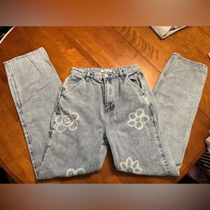 Pacsun daisy pattern cargo jeans